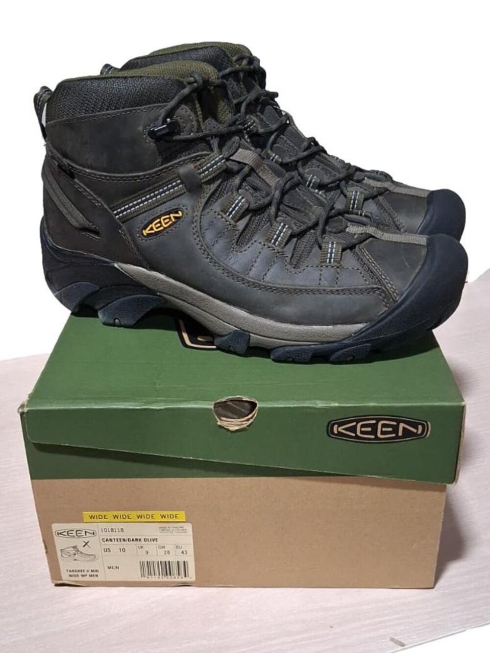Men's Targhee II Waterproof Mid Wide CANTEEN/DARK OLIVE Size 10 W NIB